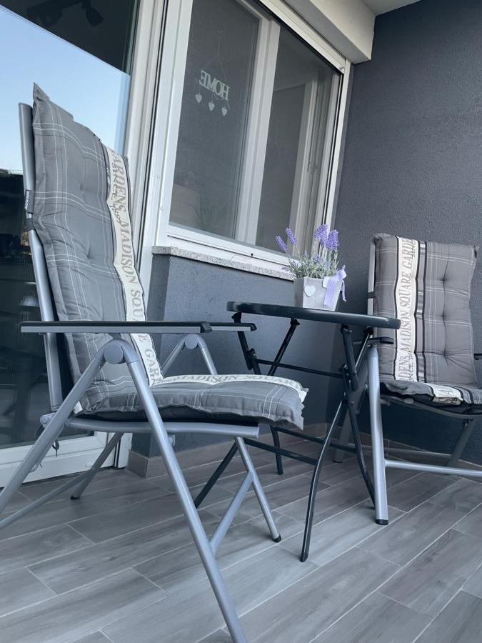 Apartment Tomy Rijeka Exterior photo